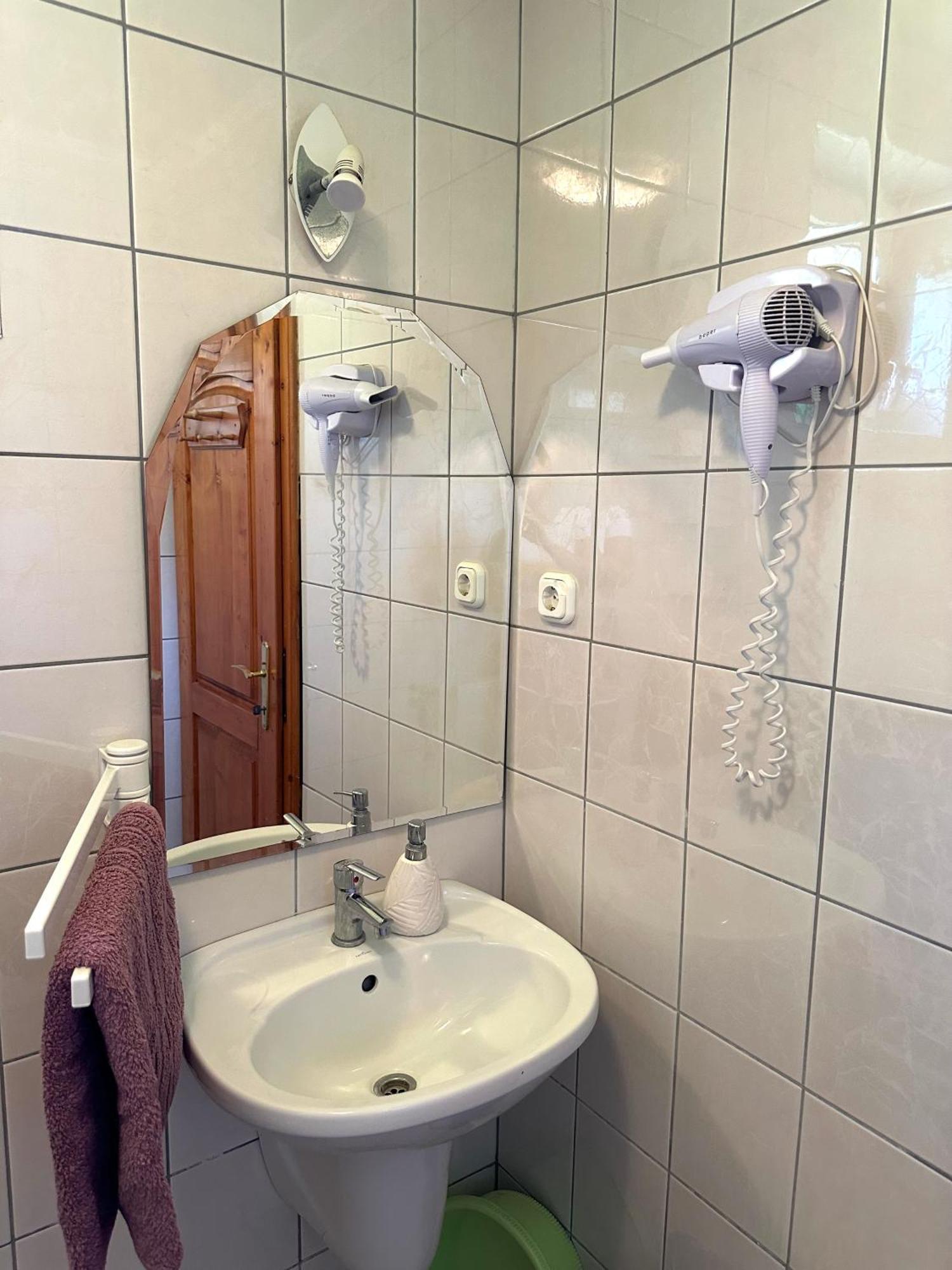 Judit Apartments Heviz Luaran gambar